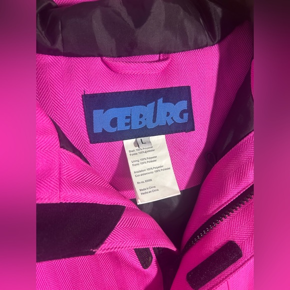 Iceburg Hot Pink Snowboarding Ski Jacket - Picture 3 of 8